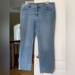 Ralph Lauren mid rise straight ankle jeans. 16W GUC